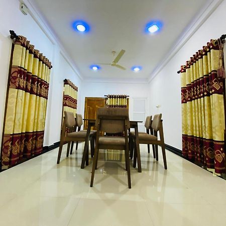 Columbus Villa Jaffna Buitenkant foto
