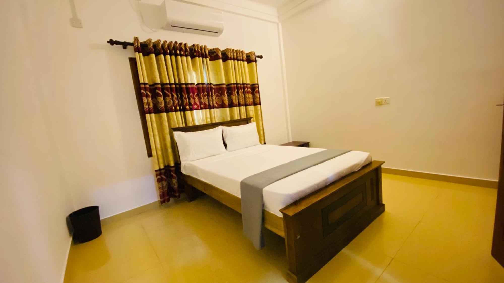 Columbus Villa Jaffna Buitenkant foto